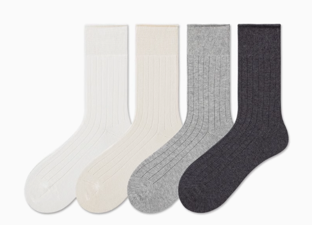 Why Are Comfort and Fit Important When Choosing Socks?