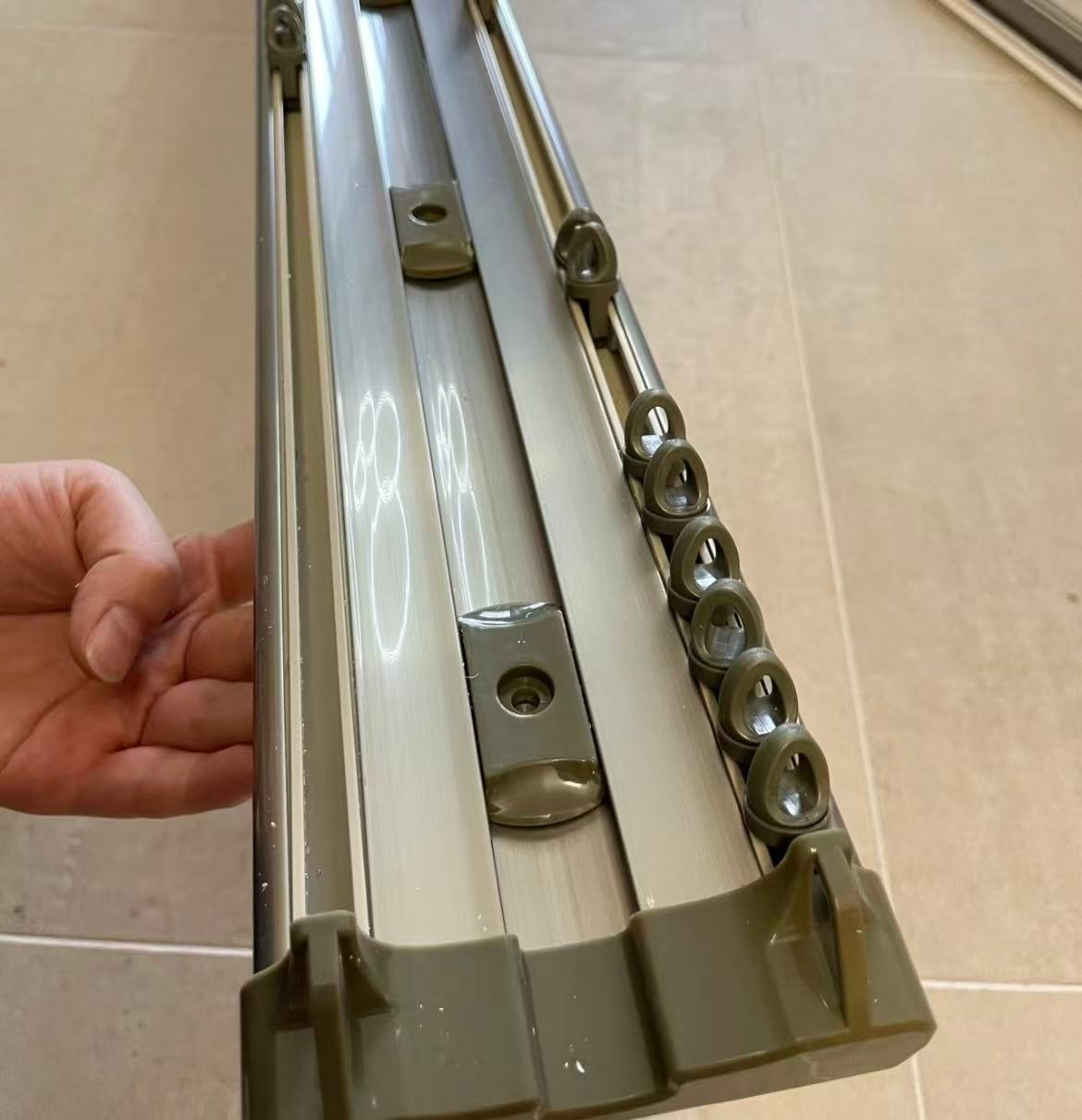 How to Select the Right Curtain Track for Heavy Curtains?