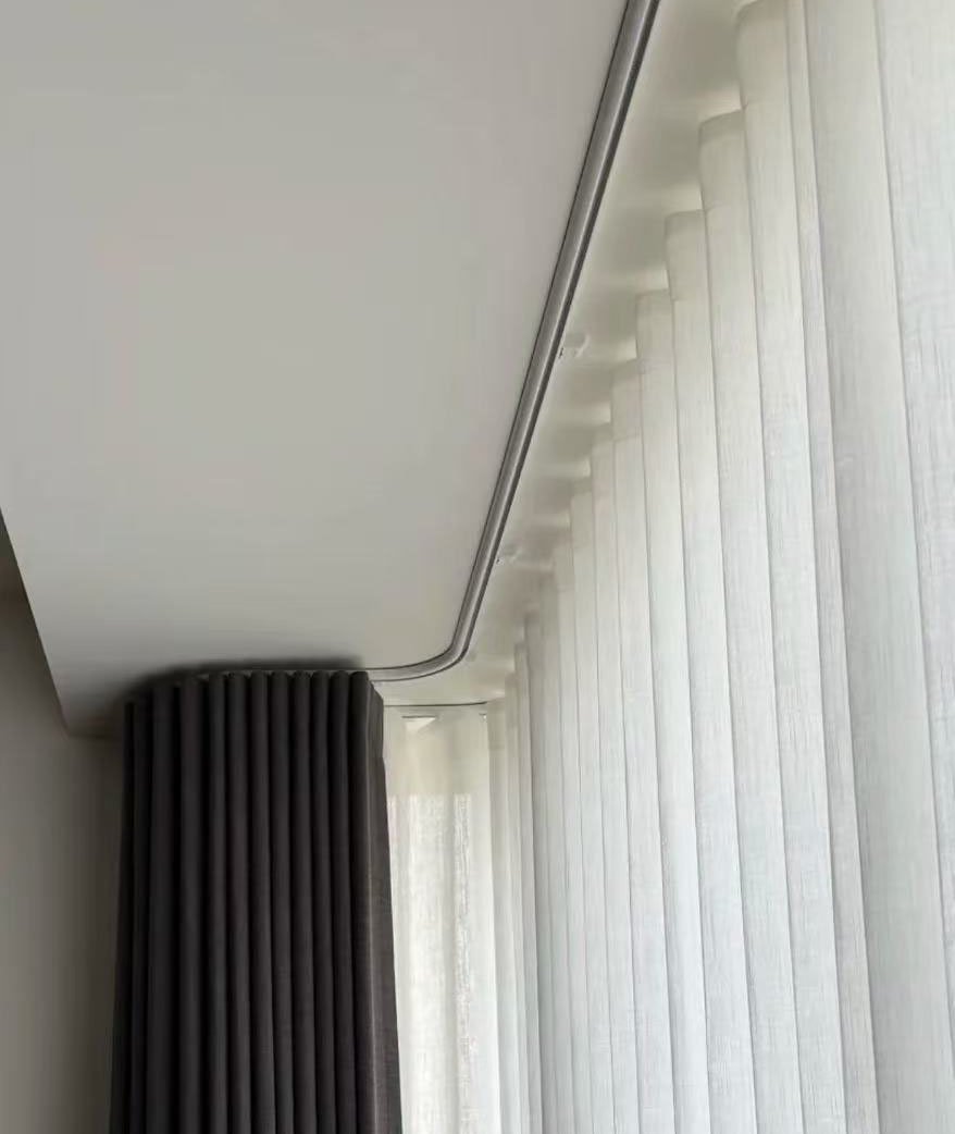 How to Install Curtain Tracks in Large Windows or Bay Windows?