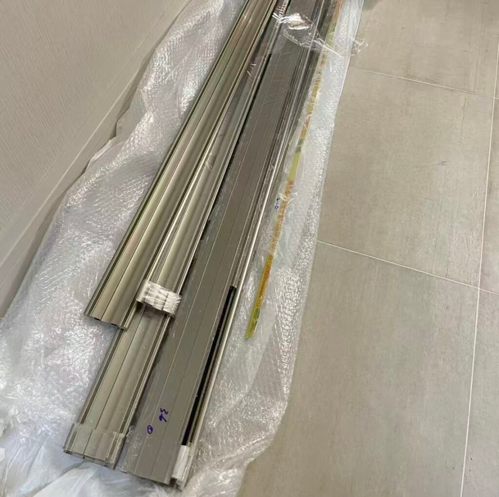 steel vs aluminum tracks